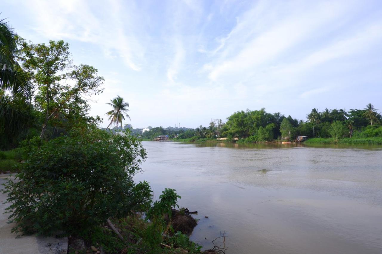 Bed and Breakfast Baantia Chomtawan Surat Thani Exterior foto